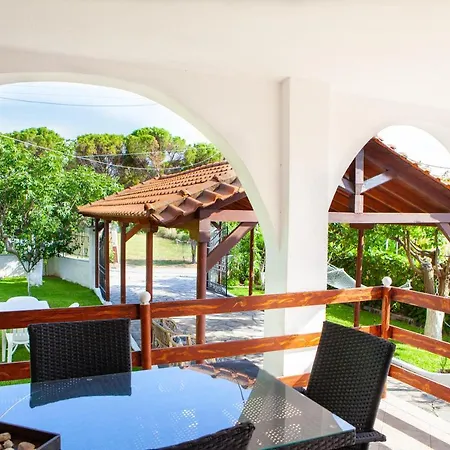 بيت للعطل Kali House