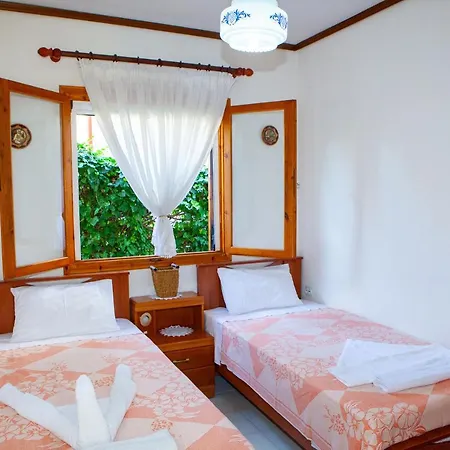 Kali House *
